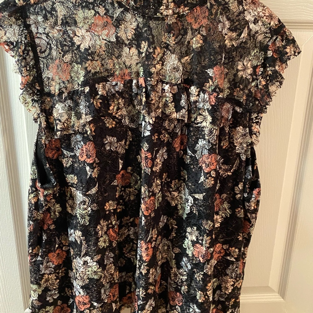 Beautiful lace floral top